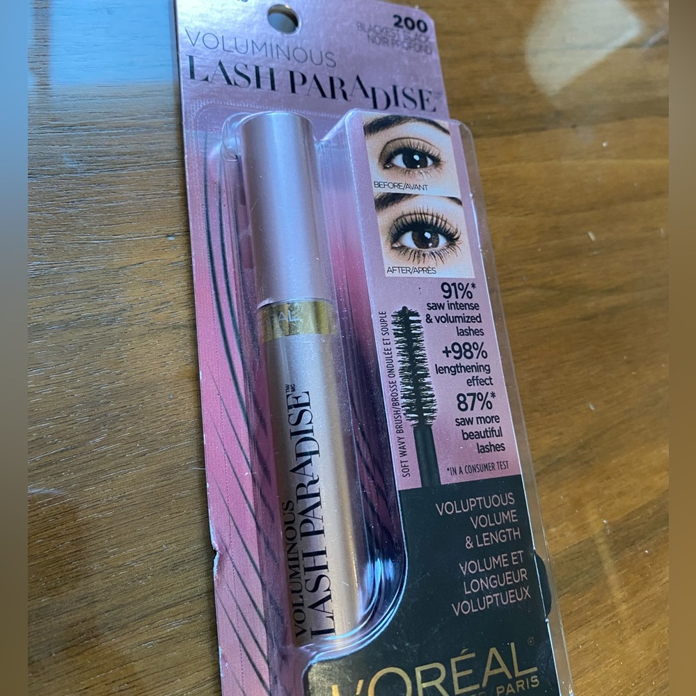New L’Oréal Voluminous Lash Paradise Mascara.